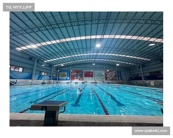 该赛事的泳池长50m,宽25m,泳池水深不低于1.8m